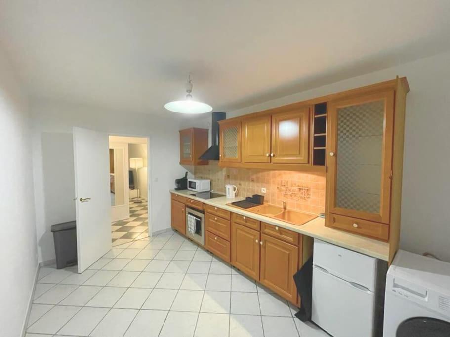Апартаменти 9 Min From Chateau De Vincennes - Paris & Disney Сен-Моріс Екстер'єр фото