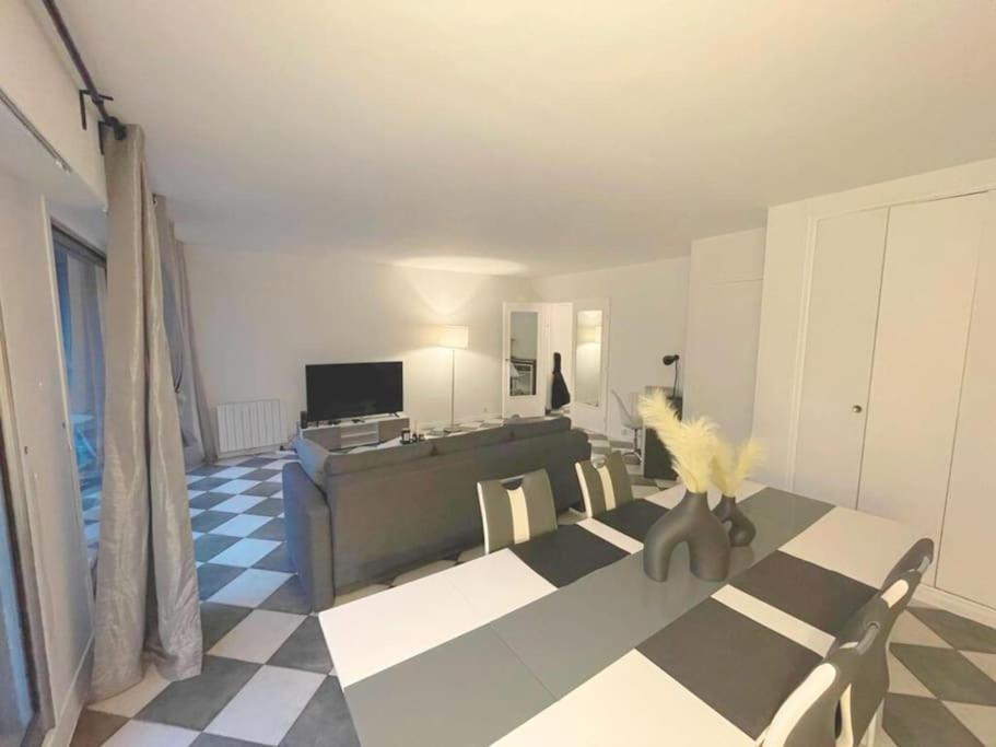 Апартаменти 9 Min From Chateau De Vincennes - Paris & Disney Сен-Моріс Екстер'єр фото